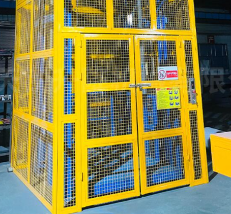 青神货梯可以安装在室外吗